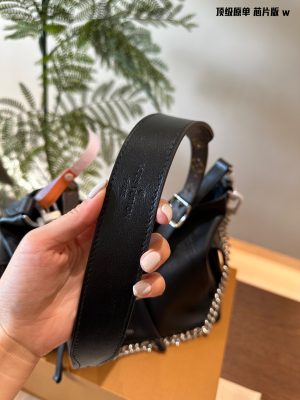 Replica LV Carryall Bag - Image 4