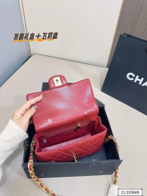 Chanel crossbody bag with handle - Image 3