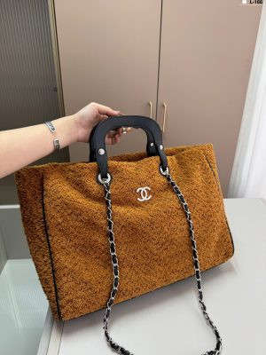 Chanel woolen tote bag - Image 3