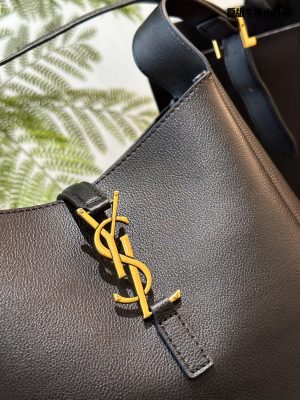 YSL's new hobo bucket bag - Image 5
