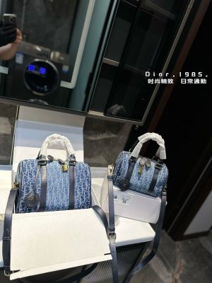 Dior Groove Lucky Star Diamond Bowling Bag - Image 2