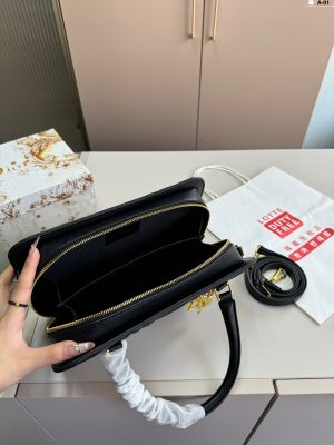 DIOR winter wave2RTW handbag - Image 8