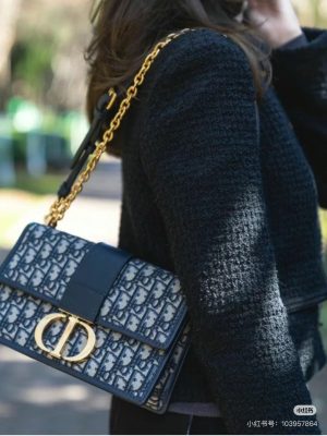 Dior Montaigne Chain Bag - Image 3