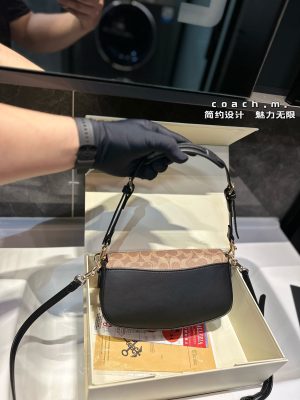 Coach new handbag andrea - Image 3