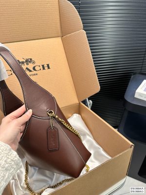 COACH Brooklyn Handbag - Image 6