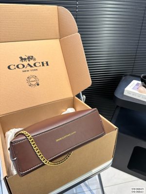 COACH Brooklyn Handbag - Image 4