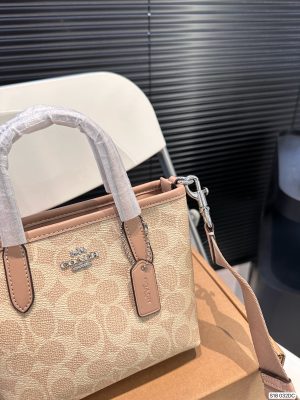 Coach Tote Bag - Image 5