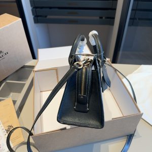 Coach's new Andrea handbag - Image 5