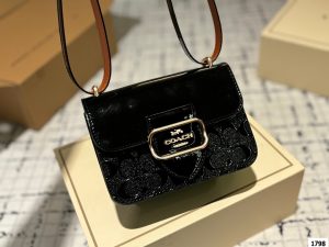 COACH Morgen Saddle Bag - Image 7