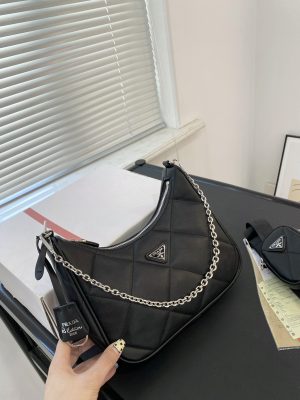 Prada 3-in-1 Prada hobo underarm bag - Image 5