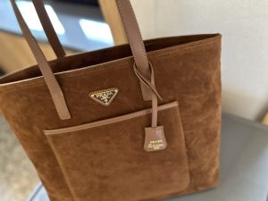 Prada classic shopping bag-1 - Image 9