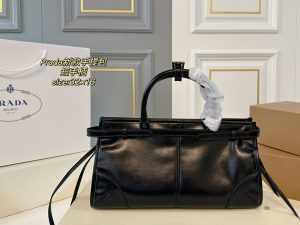 PRADA Lus Solf long handle handbag - Image 5