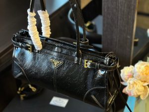 Prada soft lux - Image 9