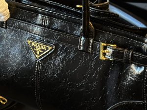 Prada soft lux - Image 8