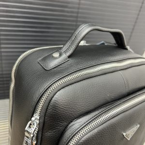 Cowhide multifunctional backpack - Image 4