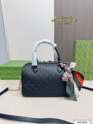 Gucci Pillow Bag - Image 3