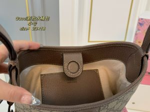 Gucci's new Hopo bucket bag - Image 9