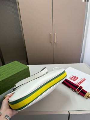 Gucci underarm bag Cool croissant - Image 9