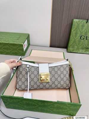 Gucci Padlock new chain handbag - Image 2