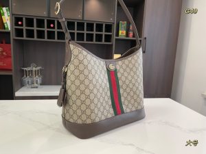 Gucci's new Ophidia series small hobo bag - Image 8