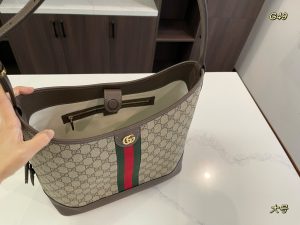 Gucci's new Ophidia series small hobo bag - Image 3