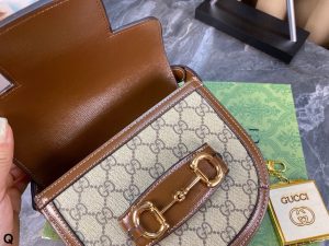Gucci Horsebit1955 series handBag - Image 4