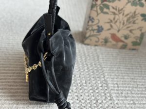 LOEWE's new cloud-shaped small lucky bag - Image 9