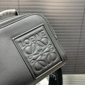 LOEWE embossed camera bag - Image 5