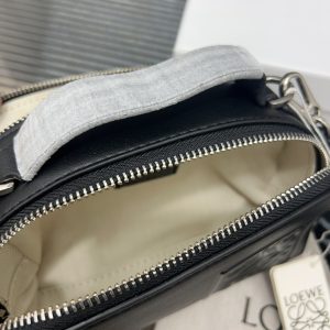 LOEWE embossed camera bag - Image 3