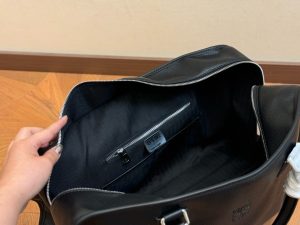 Loewe travel bag - Image 8