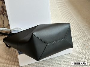 Loewe Puzzle new Tote - Image 8