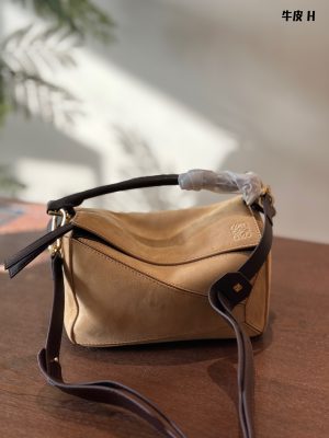 Loewe suede puzzle - Image 9
