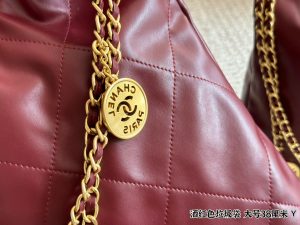 CHANEL garbage bag - Image 5