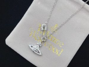 Vivienne Westwood Bracelet Necklace - Image 9
