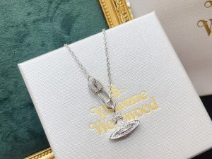Vivienne Westwood Bracelet Necklace - Image 4