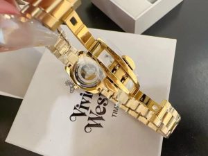 Vivienne Westwood Saturn watch - Image 4