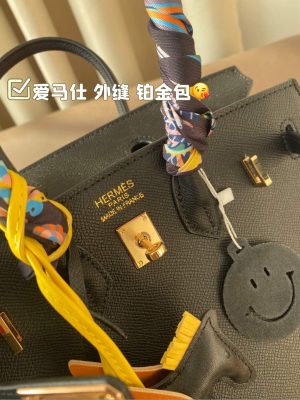 Hermès Birkin Bag(black) - Image 4