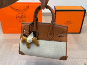 Hermès Birkin Bag(Brown) - Image 4