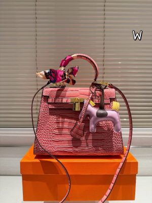 Hermès Kelly Bag - Image 4
