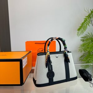 HERMES Tote Garden Bag - Image 2