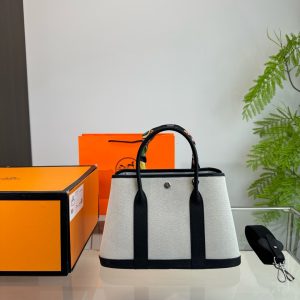 HERMES Tote Garden Bag - Image 8