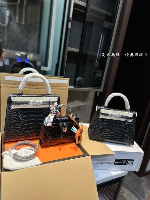Hermès Kelly Bag - Image 8