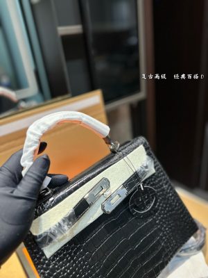 Hermès Kelly Bag - Image 5