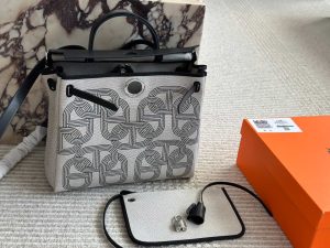 Hermès herbag canvas shopping bag - Image 6